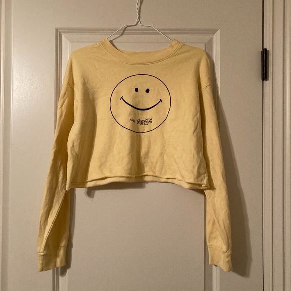 Yellow cropped Coca-Cola sweatshirt - Picture 1 of 4